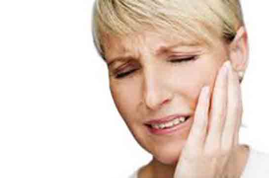 Çene Ağrısı Belirtileri ve Tedavisi