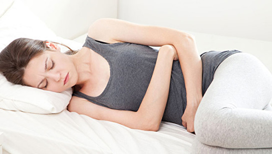 Göbek Ağrısı Belirtileri ve Tedavisi