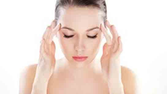 Regl Baş Ağrısı Belirtileri ve Tedavisi